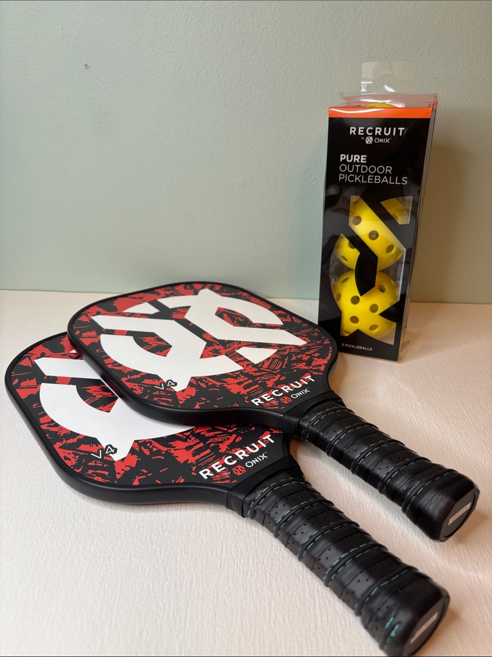 Recruit Red and Black Pickleball Paddle Set with Yellow Outdoor Balls